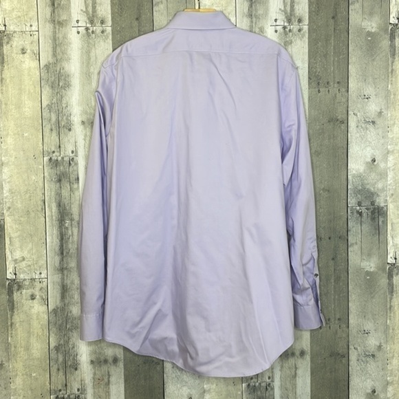 Calvin Klein Men’s button up long sleeve shirt. Light purple/lilac. Non iron.EUC - Picture 3 of 10